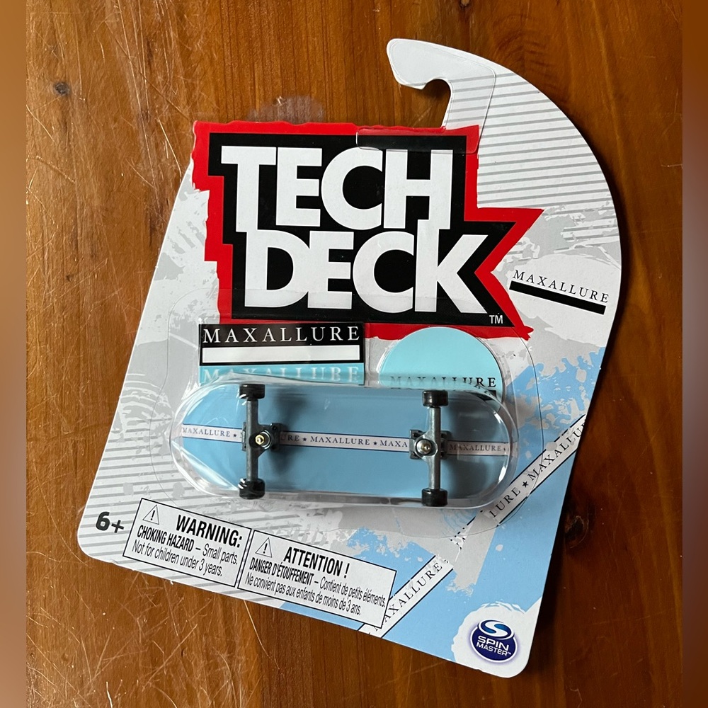 ULTRA RARE MAXALLURE x Tech Deck Mini Fingerboard
